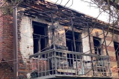 Хозяин сгоревшей квартиры на Островского год назад скончался от COVID-19 - rostov.mk.ru