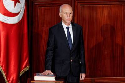Саид Каис - Президент Туниса отправил в отставку премьера и заморозил работу парламента - lenta.ru - Тунис - Тунисская Республика