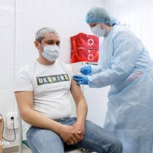 Власти Азербайджана вводят обязательную вакцинацию от коронавируса - reporter-ua.com - Азербайджан