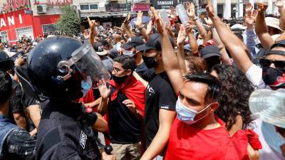 Саид Каис - «Структурный кризис с 2011 года»: чем вызваны массовые протесты и приостановка работы парламента Туниса - russian.rt.com - Тунис - Тунисская Республика