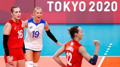 Российские волейболистки обыграли аргентинок на олимпиаде в Токио - iz.ru - Италия - Китай - Израиль - Аргентина - Токио