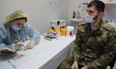 Власти Чечни ввели обязательную вакцинацию для медиков, учителей, чиновников и студентов - og.ru - республика Чечня