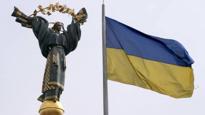 На Украине решили изменить правила оформления виз для въезда в страну - russian.rt.com - Украина