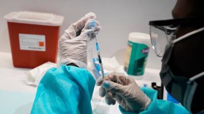 Медицинские организации США потребовали обязательной вакцинации медработников - golos-ameriki.ru - Сша