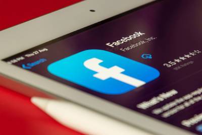 Facebook пострадает из-за восстановления мировой экономики - lenta.ru