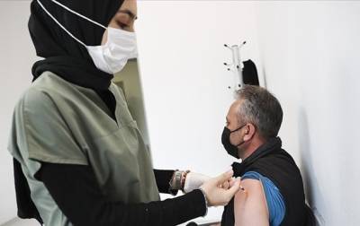 В мире использовали более 3 млрд доз СOVID-вакцин - korrespondent.net - Украина - Китай - Эмираты - Мальта