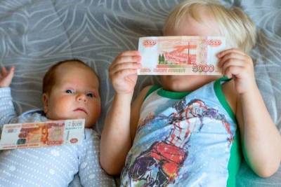 Владимир Путин - Владимир Путин подписал указ о выплате семьям с детьми - yur-gazeta.ru