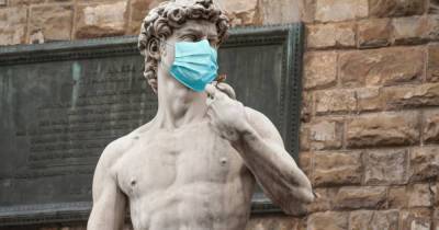 Мода на маски: от чумных докторов до аксессуара пандемии - ren.tv - Филиппины