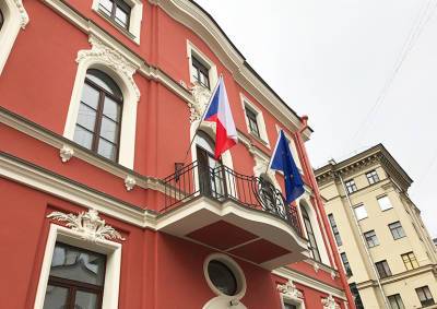 Чехия разрешила въезд россиянам со студенческими визами - vinegret.cz - Россия - Чехия