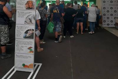 4 июля в гипермаркете «Глобус» в Рязани снова засняли очередь на вакцинацию - rzn.mk.ru - Рязань