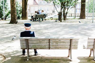 110-летний супердолгожитель рассказал о жизни и дал совет молодежи - lenta.ru - Англия