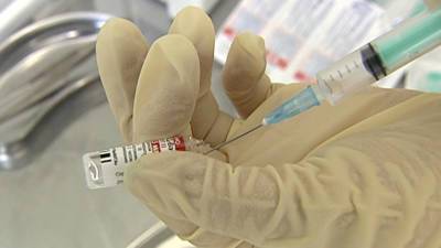 Рейтинг стран-лидеров по вакцинации населения возглавили ОАЭ - vesti.ru - Эмираты - Бахрейн