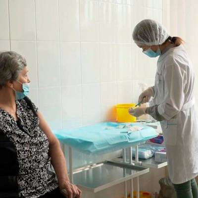 Ревакцинация от коронавируса началась в московских поликлиниках - radiomayak.ru - Москва