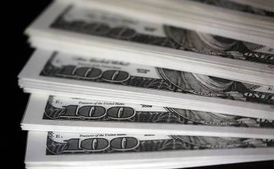 Курс доллара растет на американской повестке - svpressa.ru - Сша