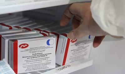 Михаил Андрушкевич - Врач из Новосибирска сообщил об отсутствии эффективности вакцины «ЭпиВакКорона» - og.ru - Новосибирск