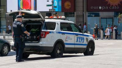 Эндрю Куомо - В Нью-Йорке ввели режим ЧС из-за преступлений с применением оружия - iz.ru - Нью-Йорк - Израиль - штат Нью-Йорк