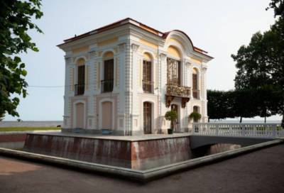 Павильон "Эрмитаж" в Петергофе собираются отреставрировать за 43,3 млн рублей - online47.ru