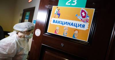 В Калининградской области от коронавируса привились больше 180 тыс. человек - klops.ru - Калининградская обл.