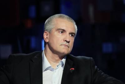 Сергей Аксенов - Аксенов пригрозил оставить нарушителей ковид-ограничений без света и воды - crimea.mk.ru