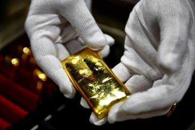 Россияне скупили тонны золота - lenta.ru
