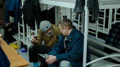 В "Ночлежке" рассказали, как проходит вакцинация бездомных - piter.tv - Санкт-Петербург