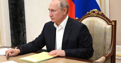 Владимир Путин - Путин обсудил с президентом Монголии борьбу с коронавирусом - ren.tv - Россия - Монголия
