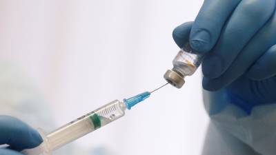 Анна Попова - Попова назвала проблемой отсутствие масштабной вакцинации на Украине - russian.rt.com - Россия - Украина