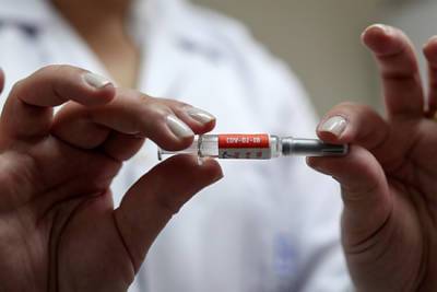 Янь Вэньбинь - Китай и Россия допустили взаимное признание вакцин - lenta.ru - Россия - Китай - Владивосток