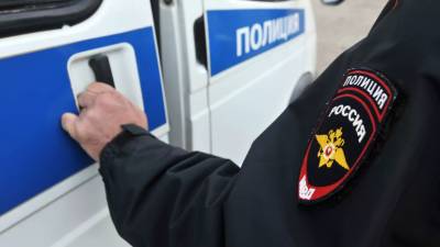 В Москве задержали продававших поддельные справки о медотводе от вакцинации - russian.rt.com - Москва