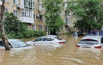 Дмитрий Шеряко - В Керчи во время наводнения утонуло более 700 автомобилей - argumenti.ru - республика Крым - Керчь