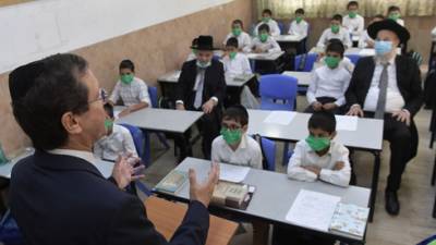 Без анализов в класс: так начался учебный год в религиозных школах - vesty.co.il - Израиль