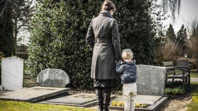 Фрэнсис Гонсалвеш - Семья антипрививочников умерла от коронавируса за неделю - 5-tv.ru - Португалия