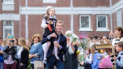 На линейки 1 сентября в Петербурге родители попадут только в масках - dp.ru - Санкт-Петербург