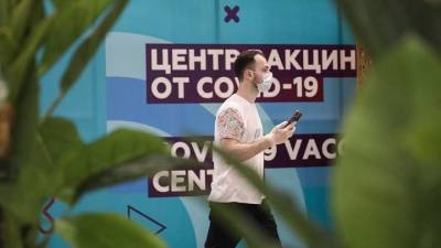 Дмитрий Афанасьев - В Минобрнауки заявили о готовности корректировать ограничения по COVID-19 - vm.ru