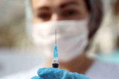 В ФРГ 8,5 тысячам человек вместо вакцины вкололи физраствор - mk.ru - Германия - земля Нижняя Саксония