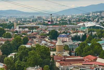 Россияне массово устремились на отдых в Грузию во время пандемии - lenta.ru - Грузия