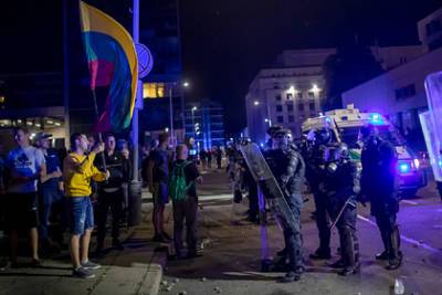 В Литве митинг против ограничений для невакцинированных перерос в беспорядки - lenta.ru - Вильнюс - Литва