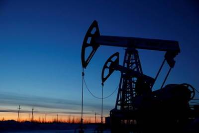 Нефть резко подешевела из-за призывов США по добыче - lenta.ru - Сша - Лондон - Вашингтон