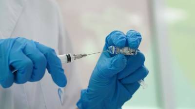 Академик РАН заявил о необходимости обновлять вакцины против COVID-19 - iz.ru - Россия - Израиль