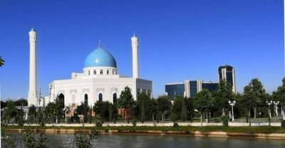 В мечетях Узбекистана возобновляют пятничные намазы - dialog.tj - Узбекистан