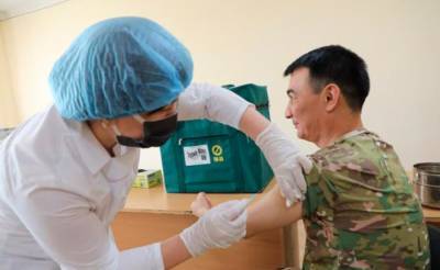 В Минобороны заявили, что почти 100 процентов военнослужащих вакцинировано от коронавируса - podrobno.uz - Узбекистан - Ташкент