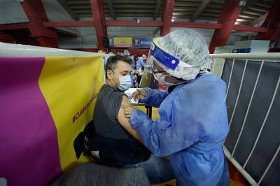 Карла Виссотти - Аргентина начала вакцинацию произведенным в стране "Спутником V" - tvc.ru - Аргентина - Сантьяго - Richmond