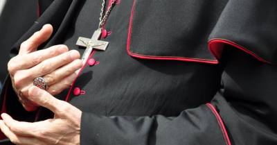 Католический священник отстранен от обязанностей за активную антипрививочную пропаганду - rus.delfi.lv - Рим - Латвия