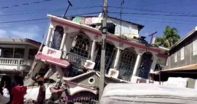 Землетрясение магнитудой 7,2 сотрясло Гаити: десятки погибших - enovosty.com - Куба - Ямайка - Гаити - Порт-О-Пренс