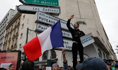 Треть французов выступает против санитарных пропусков и поддерживает протесты - capital.ua - Франция - Украина