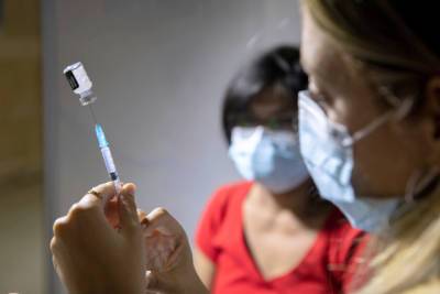 В Израиле открылись пункты ночной вакцинации от COVID-19 - nashe.orbita.co.il - Израиль