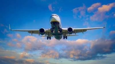 Российские авиакомпании Azur Air и S7 Airlines испытывают проблемы с лётным составом - actualnews.org - Россия