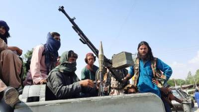 Талибы заявили, что начали изымать оружие у гражданского населения в Кабуле - argumenti.ru - Россия - Афганистан - Кабул