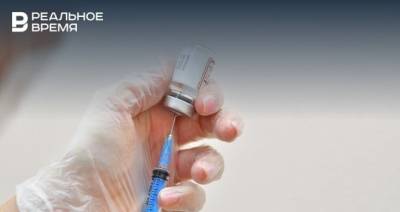 Максим Платонов - Ринат Максютов - В августе в России должны зарегистрировать вакцину «ЭпиВакКорона-Н» - realnoevremya.ru - Россия