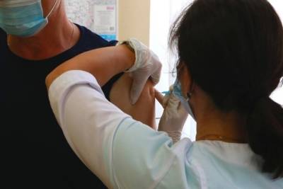 В Мичуринске прошли полный курс вакцинации от коронавируса более 17 тысяч жителей - tambov.mk.ru - Мичуринск